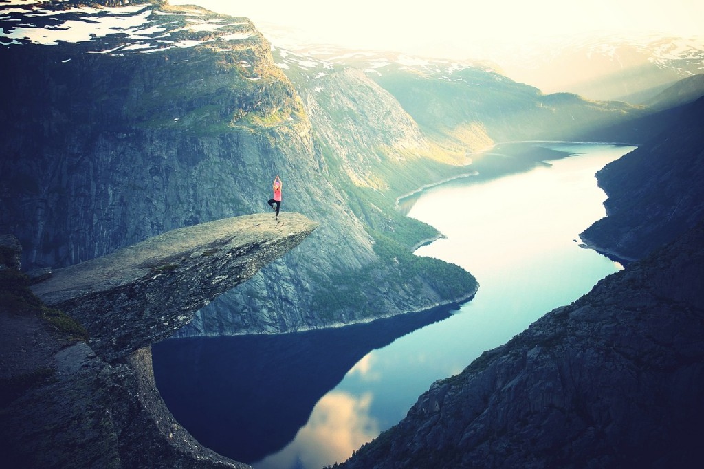 10 Reasons To Date A Girl Who Loves To Travel