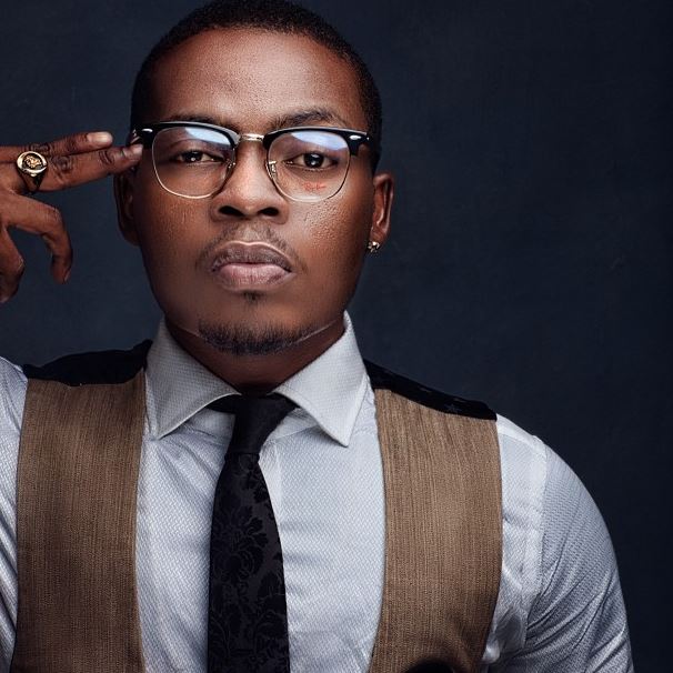olamide loses father