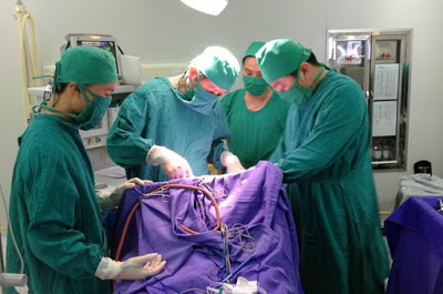 Doctor saves the life of a 35-day-old baby after head was sliced open by falling knife
