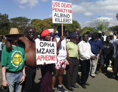 Malawians protest over albino killings - elsieisy blog