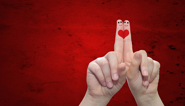signs you are in a committed relationship - elsieisy blog - relationship blogger - elsie godwin